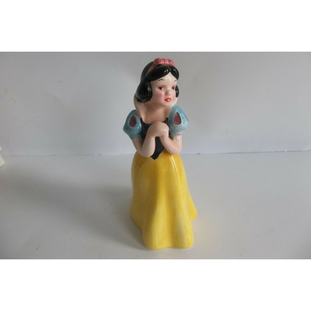 VINTAGE SNOW WHITE PORCELAIN FIGURINE Walt Disney